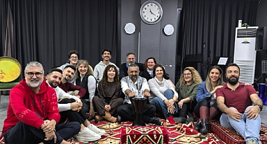 Kafkas Kültürünü Genç Kuşaklara Aktarıyor