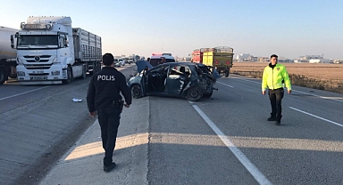 Üç araçlı zincirleme kaza: 1 yaralı