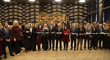 Vali Akın ve Başkan Altay, 17. Altın Dokunuşlar Festivali ile Gazze kermesi’ni açtı