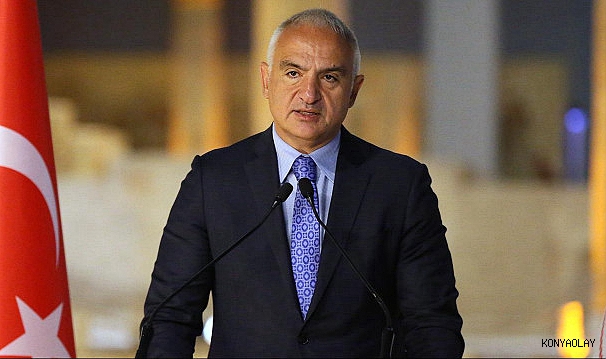 Bakan Ersoy'dan turizm açıklaması