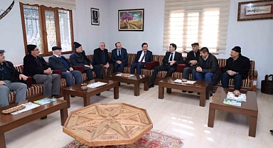 Cengiz Ayhan, Hasan Kılca ve Turan Kayacılar Ulubatlı Hasan mahallesinde vatandaşlarla buluştu