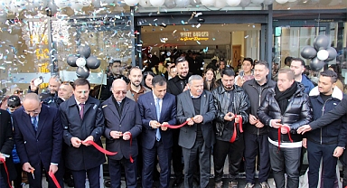 Dülgeroğlu imzasıyla White Burger Konya'da