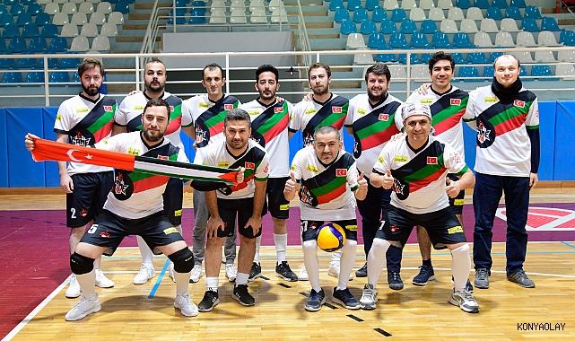 Filistin’e destek formasıyla sahadalar