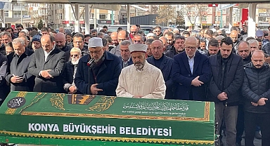 Konya’nın asırlık çınarı, Sayar dualarla defnedildi