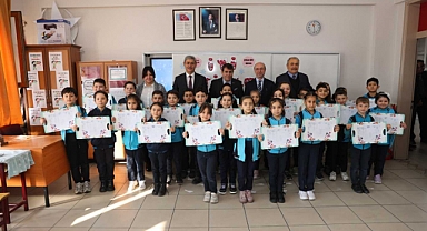 Selçuklu’da karne sevinci: Başkan Pekyatırmacı öğrencilerle buluştu