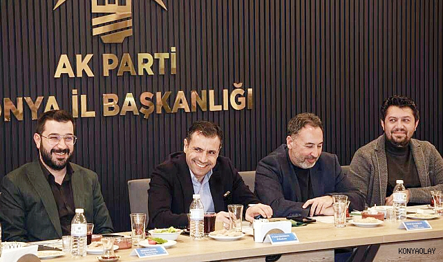 AK Parti Konya İl Başkanlığı’nda İftar’da gönül sofrası kuruldu