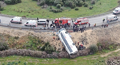 Antalya'da yolcu otobüsü şarampole yuvarlandı: 8 ölü, 26 yaralı 