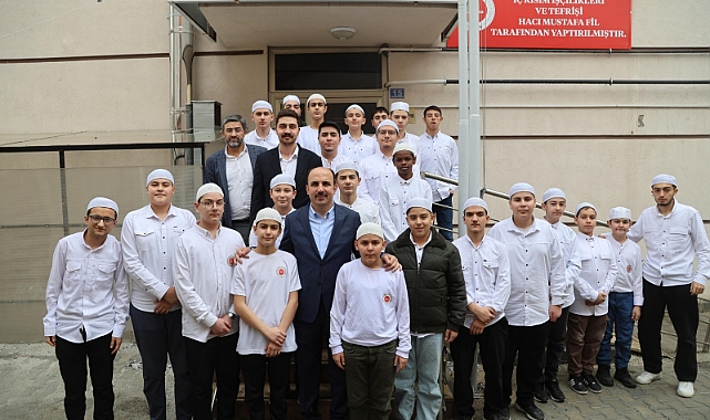 Büyükşehir'den öğrencilere burs müjdesi