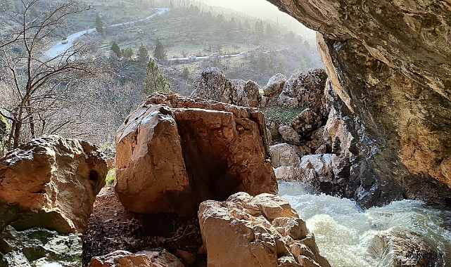Düden Şelalesi yeniden akmaya başladı