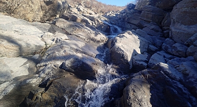 Karapınar'da yıllardır kuru kalan dereler yeniden akmaya başladı