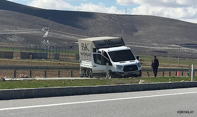 Kontrolden çıkan kamyonet bariyerlere çarptı: 1 yaralı