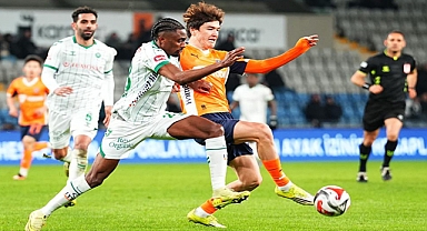 Konyaspor Başakşehir'e 2. yarıda teslim oldu. 2-0 yenildi