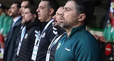 Konyaspor'da İlhan Palut’tan Duygusal Bomba: Geçmişi Unuttum, Kin Yok, Hesap Yok… Sadece Konyaspor’un Başarısı Var!”