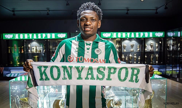Konyaspor, Kazeem Olaigbe'yi satın alma opsiyonuyla kiraladı   