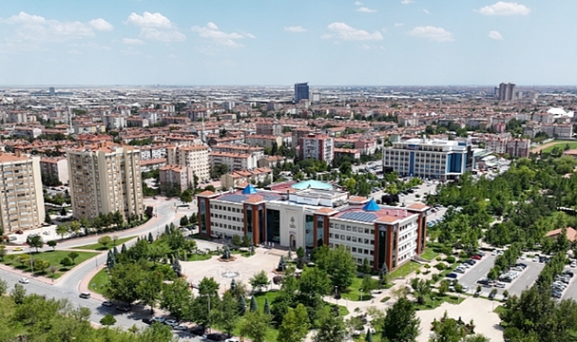 Selçuklu, nüfusuyla 50 ilden büyük