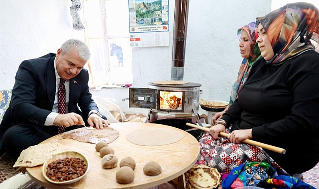 Vali brahim Akın, Hadim'i ziyaret etti