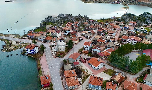 Yağışlar Konya'ya deniz getirdi