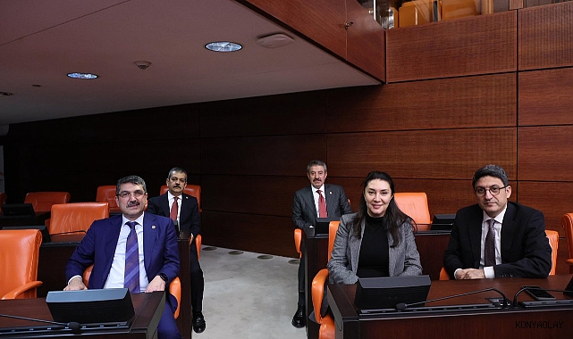 Ruken Kilerci Bakan Olabilir mi?