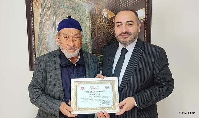 84 yaşındaki hafız Konya ikincisi oldu