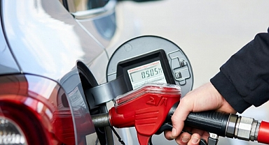 AKARYAKITTA TARİHİ KIRILMA: MOTORİN 75 LİRAYA DAYANDI!