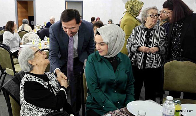 Alzheımer yaşam merkezi sakinleri ve aileleri iftarda buluştu