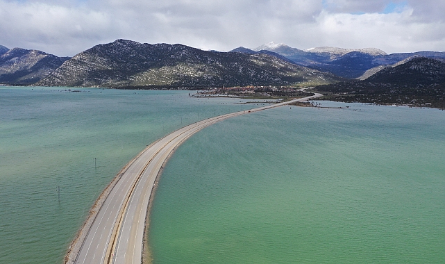 Antalya-Konya arasındaki ‘kayıp yol’ suyun altından çıktı