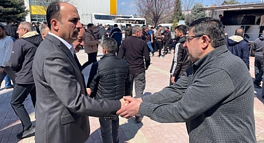 Başkan Altay cuma çıkışı vatandaşlarla bir araya geldi