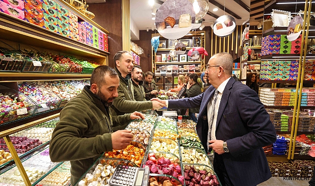 Başkan Kavuş, Bedesten’de bayram coşkusuna ortak oldu