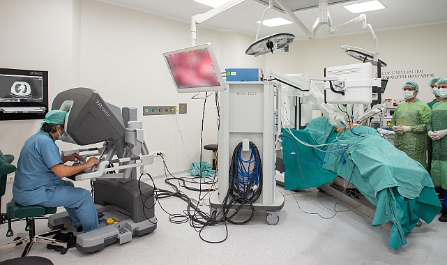 Konya'da bir ilk! Robotik Cerrahi uygulandı