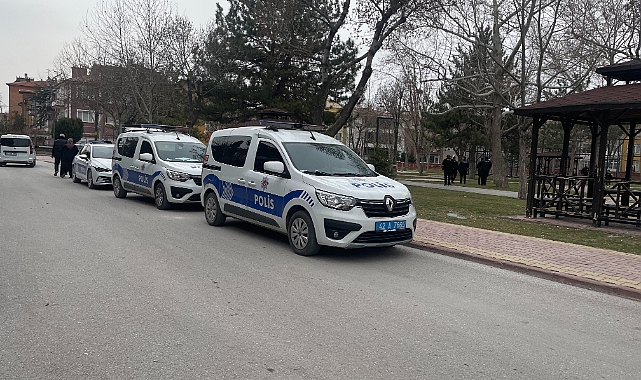 Konya’da parktaki yan baktın kavgası kanlı bitti
