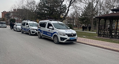 Konya’da parktaki yan baktın kavgası kanlı bitti
