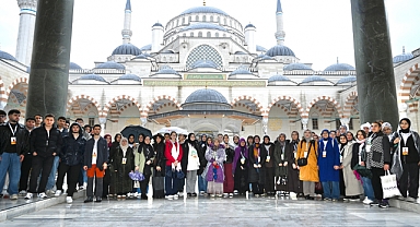 Konya'dan İstanbul'a kültür köprüsü: Genç seyyahlar yola çıktı