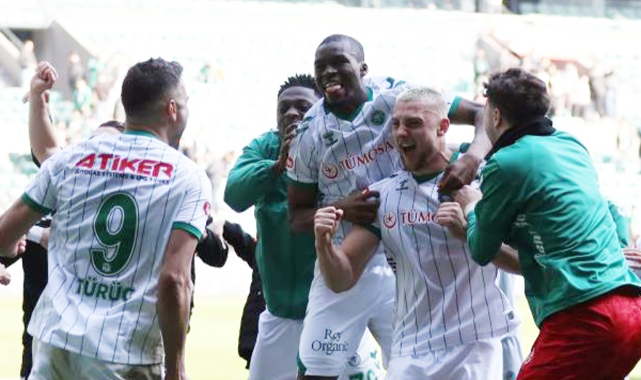 Konyaspor Kocaeli'de hayat buldu.. Kocaelispor:1 Konyaspor: 2