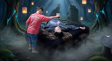 Küçük kahraman iş başında: 8 yaşındaki çocuk annesini ölümün kıyısından çekip aldı!