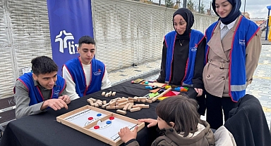 LİMAN Gönüllüler Platformu, Filistinli Çocuklarla Bayram Sevincini Paylaştı