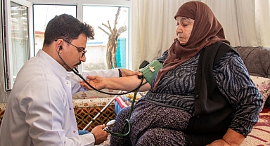 Selçuk Üniversitesi’nden Yağlıbayat’a 'İyilik Sağlık' çıkartması!