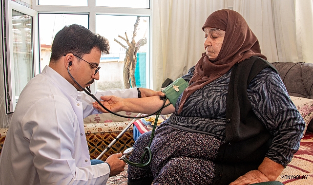 Selçuk Üniversitesi’nden Yağlıbayat’a 'İyilik Sağlık' çıkartması!