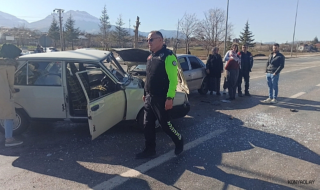 Seydişehir’de otomobiller çarpıştı: 2 yaralı