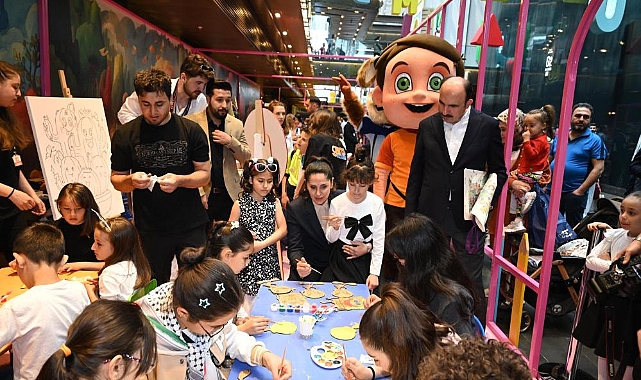 Başkan Altay tüm minik okurları 2. Konya Çocuk Kitap Günleri'ne davet etti  