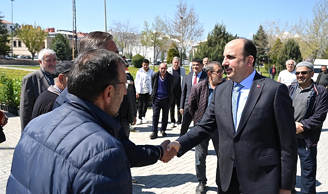 Büyükşehir'den çiftçilere fidan desteği devam ediyor