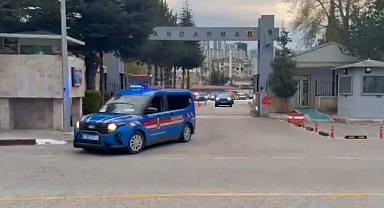 Jandarmadan dev operasyon! Silah tamirhanesi ve onlarca silah ele geçirildi