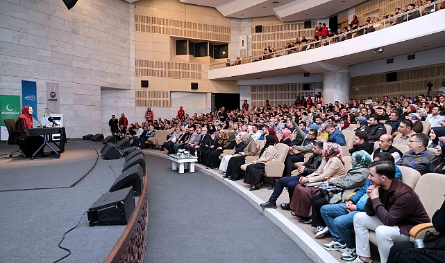 Karatay’da Umre ödüllü “Evlilik ve Aile Gelişim Akademisi” başladı