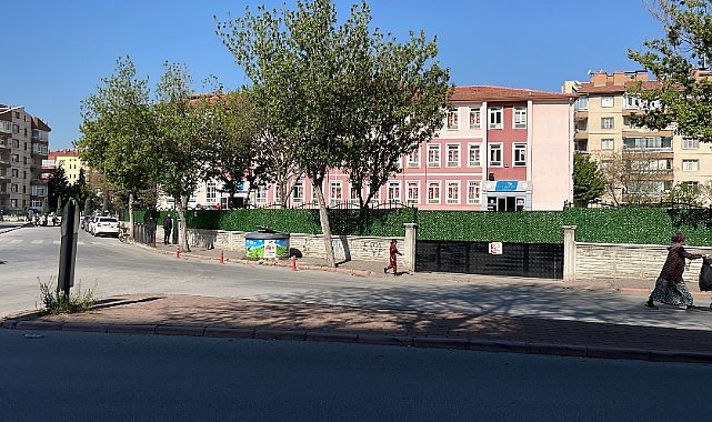 Konya’da okulda skandal!Veliler 8 yaşındaki iki öğrenciyi darp etti