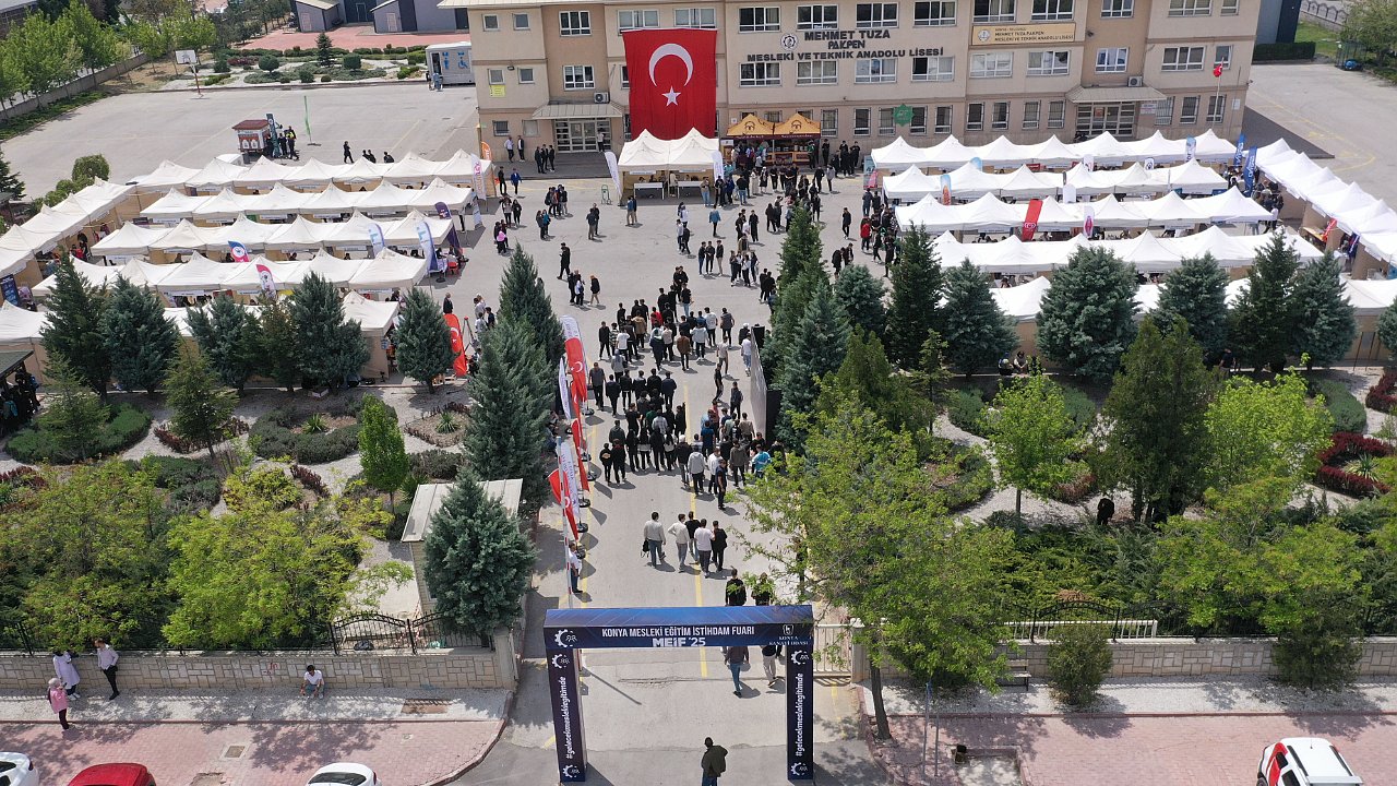 3. Konya Mesleki Eğitim İstihdam Fuarı’nın imzaları atıldı