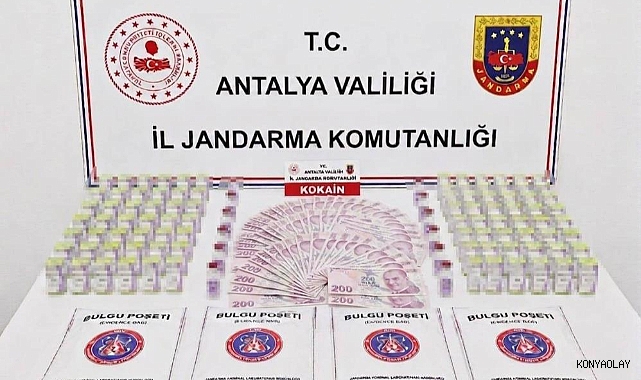 Antalya’da turistlere uyuşturucu satan 15 kişi tutuklandı