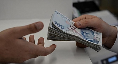 Asgari ücretli merakla bekliyordu: Ak Parti son noktayı koydu