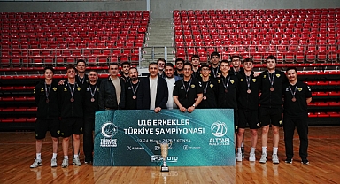 Konya Büyükşehir Belediyespor U16 Takımı Türkiye Üçüncüsü