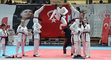 Konya'da 19 Mayıs Atatürk'ü Anma Gençlik ve Spor Bayramı coşkusu