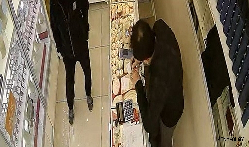 Konya'da akıllara durgunluk veren kuyumcu hırsızlığı