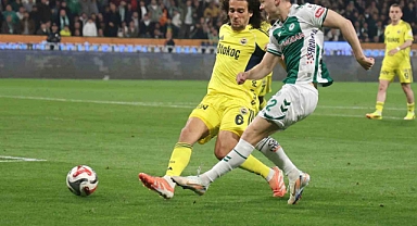 Konyaspor kafasında ligi bitirince hedefte olmayınca farklı yenildi